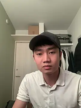 Gahuee9889 online show from April 5, 5:04 am