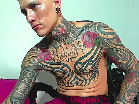 sexy men tatoo online show from November 15, 3:03 pm