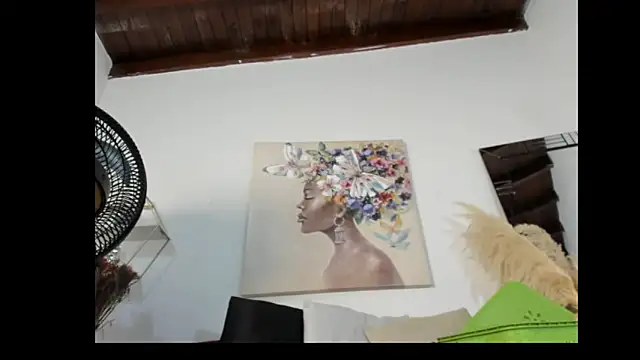 hathor  01 online show from November 6, 4:37 am