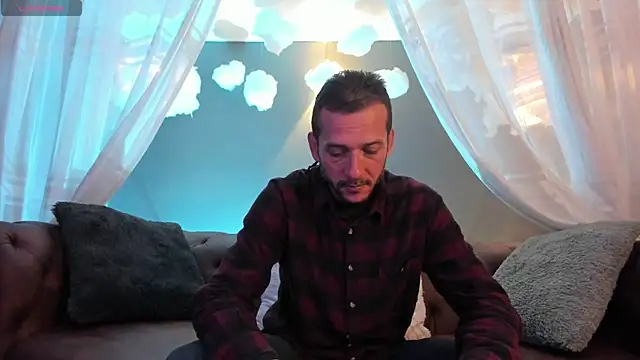 Dante Steele  online show from November 19, 3:28 am