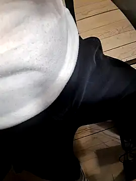 EchoVibe 86 online show from April 24, 2:52 pm