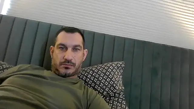 ckraiders84 online show from February 22, 7:04 pm