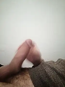 Fa7l1995 online show from February 5, 11:45 pm