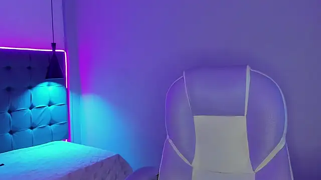 NicolasFerrer18 online show from December 19, 7:33 pm