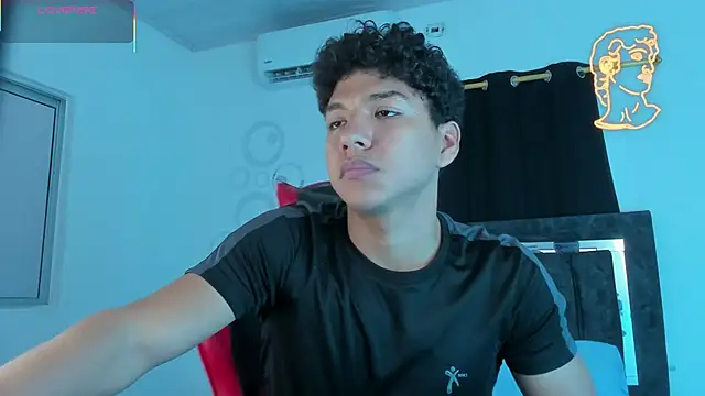 Maximiliano Khalil online show from March 10, 7:31 pm