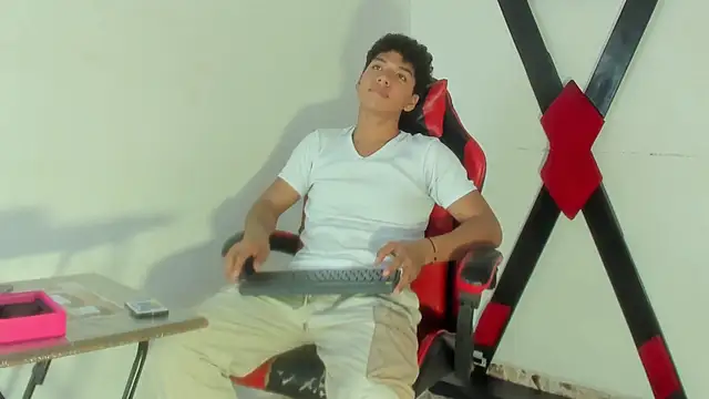 Maximiliano Khalil online show from March 17, 7:38 pm