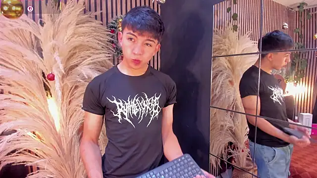 joji Spencer online show from November 25, 4:03 am