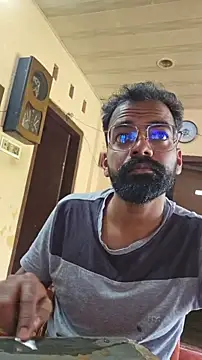 nithinrr online show from December 18, 4:19 am