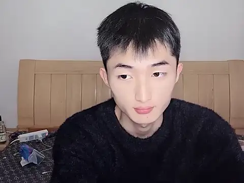 N228 online show from November 9, 9:02 am