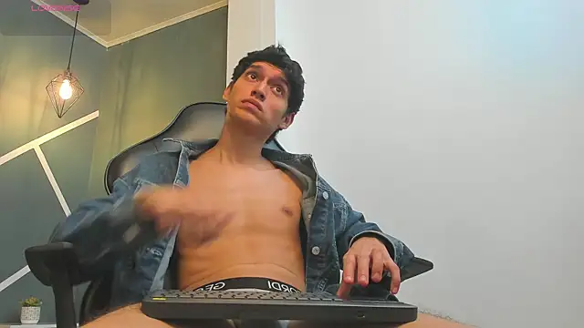 Niick Carter online show from November 25, 10:56 pm