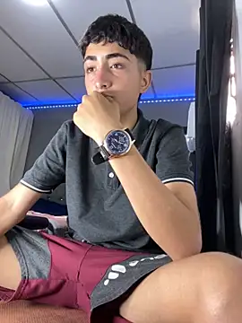 MathieuAGT online show from November 27, 7:39 pm