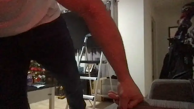 ezrah23 online show from December 18, 5:53 pm