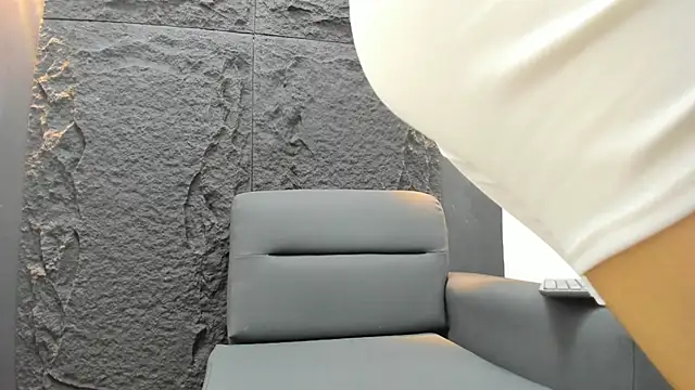 JULII RICO1 online show from April 22, 1:05 pm