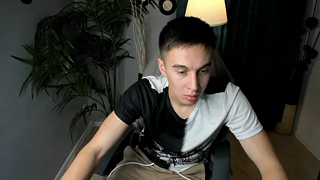 MarkKullen online show from November 30, 3:36 pm