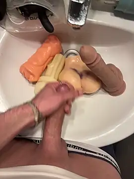 LeBestre online show from February 8, 7:40 pm