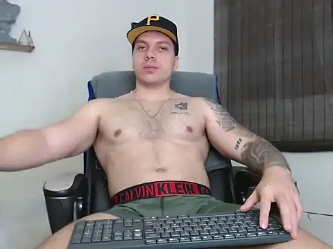 Noah Swagger  online show from January 6, 8:40 am