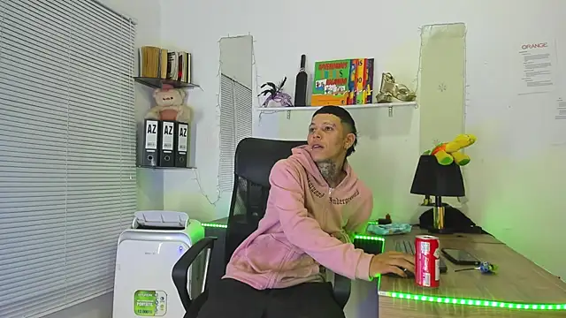 xxxTerrysxxx online show from November 11, 6:18 am