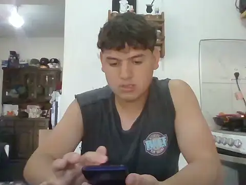 Myboy0020 online show from December 2, 8:12 pm