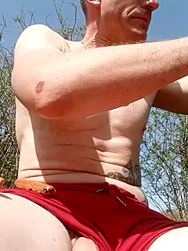 jigglethaypussi online show from April 8, 11:53 am