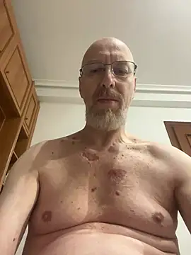 men1967 online show from May 17, 5:15 am
