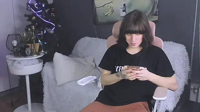 CutieKai  online show from January 10, 3:55 am