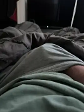 adamblunt59 online show from April 8, 11:24 pm