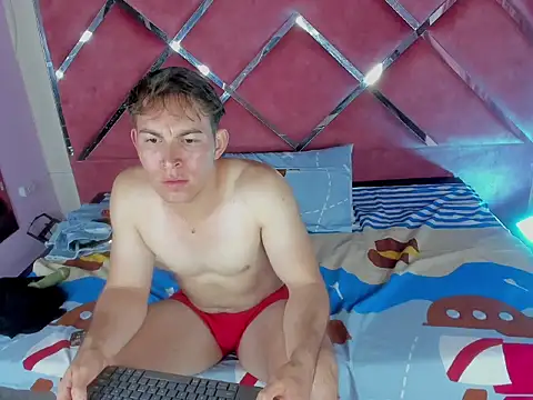 AlexanderBianchi2 online show from November 12, 10:14 pm