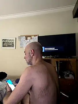 casalhottuga online show from November 7, 9:18 pm