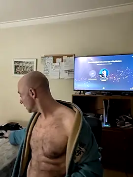 casalhottuga online show from November 11, 10:15 pm