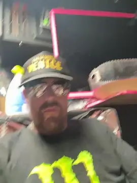 wewentstealth online show from April 10, 11:34 pm