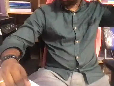 KingCobra 07 online show from March 29, 11:32 am