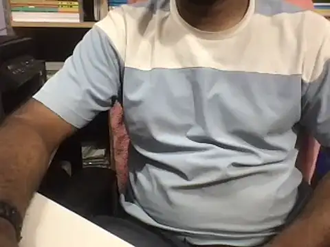 KingCobra 07 online show from May 7, 12:49 pm