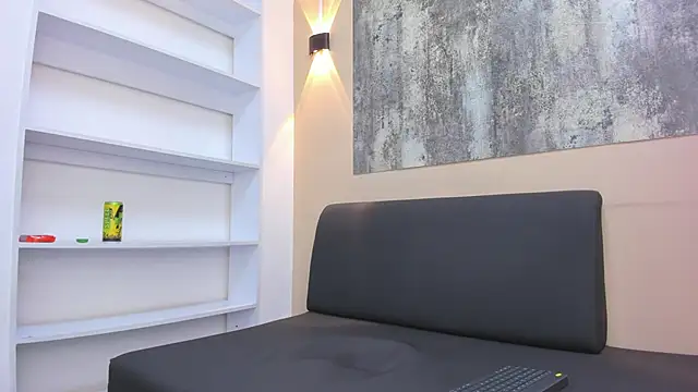 DANTE ARMSTRONG online show from February 19, 4:31 am