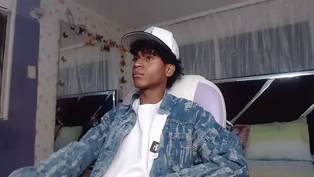 Santy bigcock 01 online show from April 23, 11:40 pm