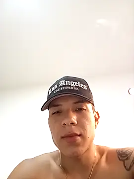 JacksonC 7 online show from December 3, 4:18 am