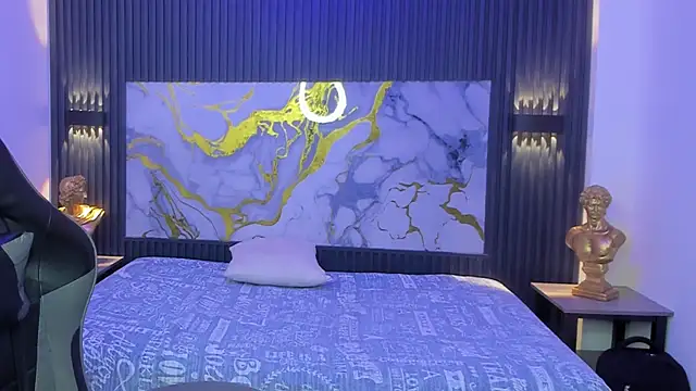 Liams18 online show from April 16, 3:39 am