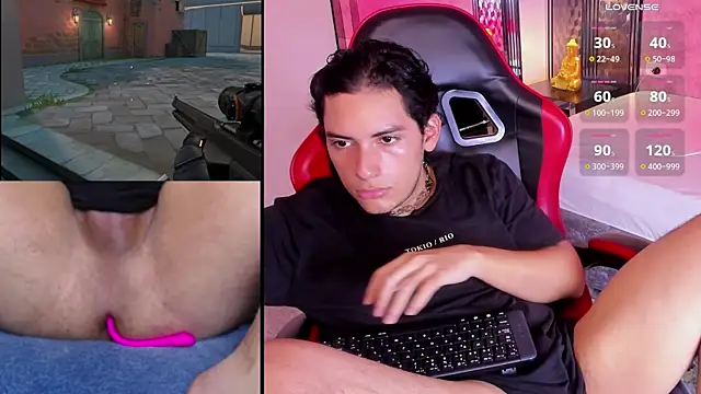 TheoHart  online show from December 16, 9:44 pm