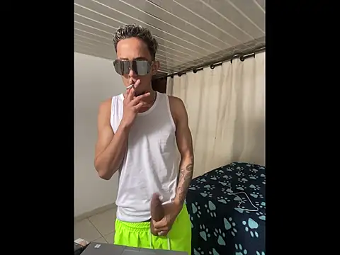 Mike and Rayan online show from November 26, 2:47 am