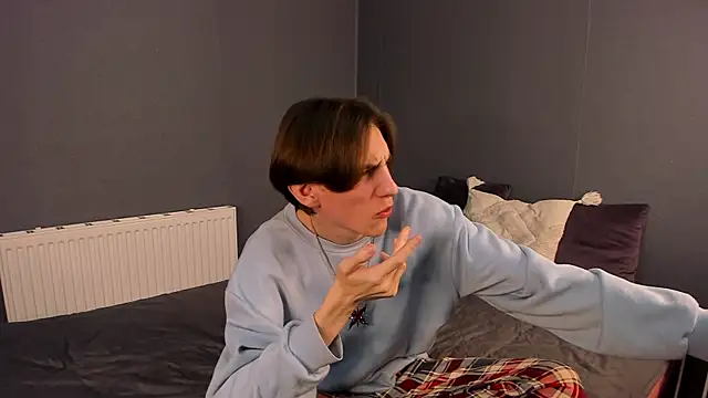 ted lun online show from December 4, 8:05 pm