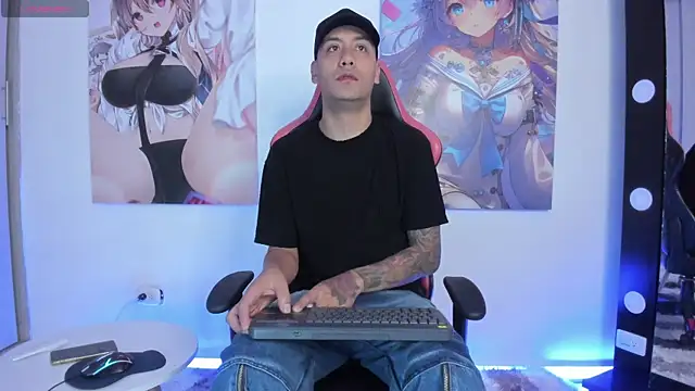 thiago-collins16 online show from November 7, 12:08 pm