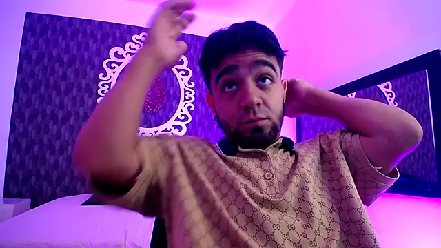 Dereck Jhonsonn online show from November 11, 8:14 pm