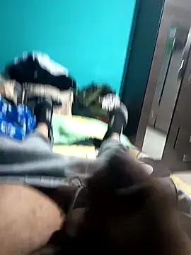 Loquillopajero online show from February 7, 12:12 pm