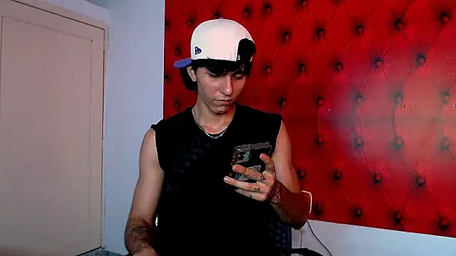 Bryant Connor online show from January 8, 8:25 pm