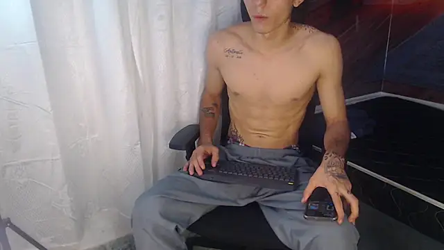 Bryant Connor online show from December 17, 4:53 am