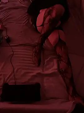 jaDomiiin online show from January 18, 4:53 pm