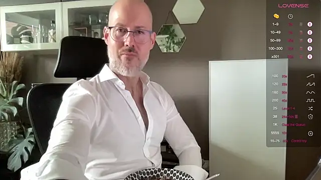 the new fit rubinho online show from May 7, 7:41 am