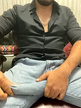 DARK0924 online show from November 24, 6:20 pm