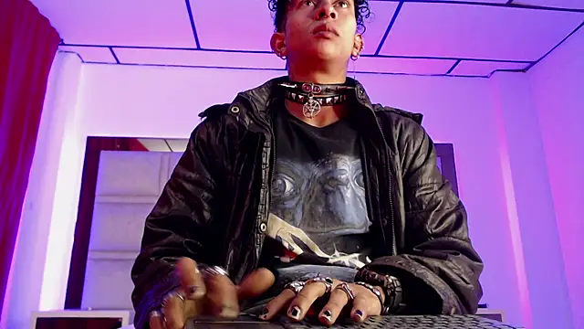 Maximo king25 online show from November 28, 4:48 am