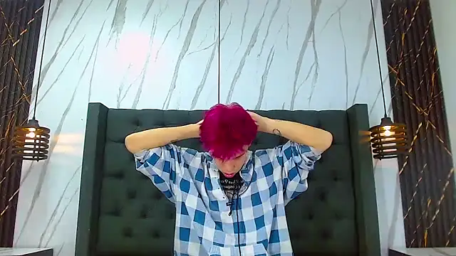 Liam York  online show from April 28, 4:17 am