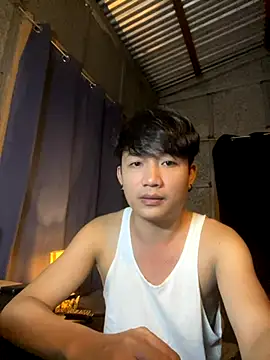 twink alexxx online show from November 30, 3:47 pm